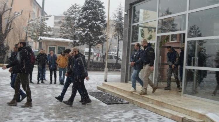 Afrin'le ilgili paylaşımlara 6 tutuklama