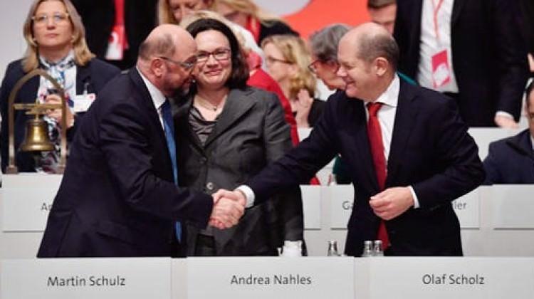 Schulz'un koltuğunu doldurmaya aday oldu