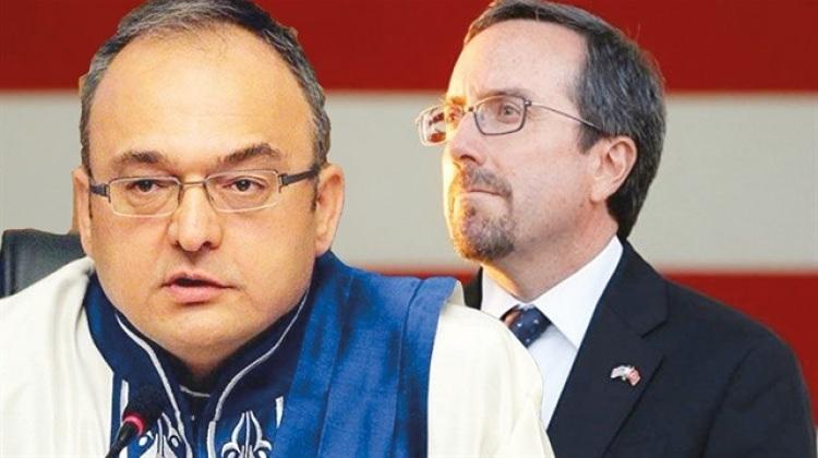 Eski ABD elçisinin sır görüşmesi!