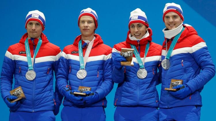 Norveç zirvedeki yerini koruyor