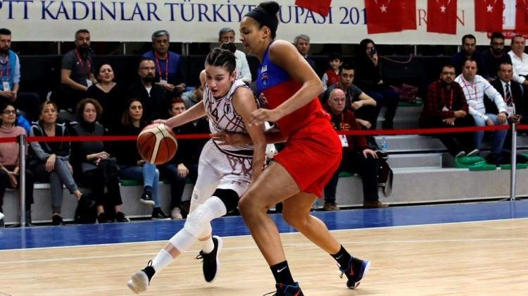 Türkiye Kupası'nda ilk finalist Yakın Doğu!