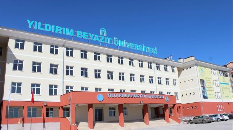 YBÜ'de "internlerin" yüzünü güldüren genelge