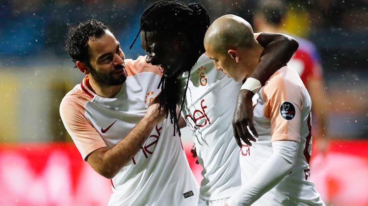 Bafetimbi Gomis tarihe geçti!
