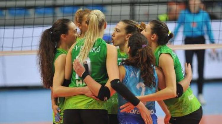 Bursa BŞB, yarı finalde!