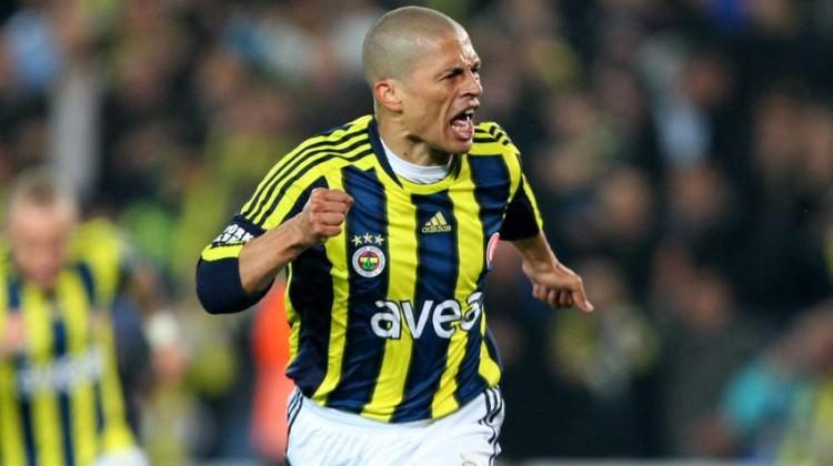 Fenerbahçe'de Alex sürprizi!