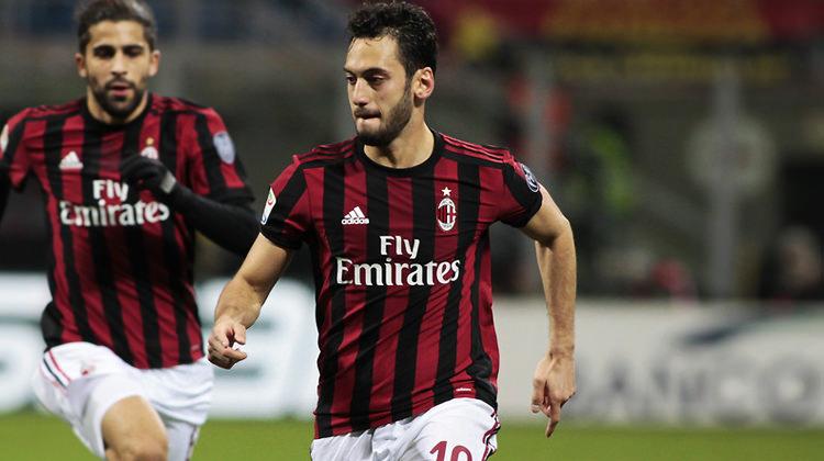 Hakan Çalhanoğlu'nun Mesut Özil heyecanı!