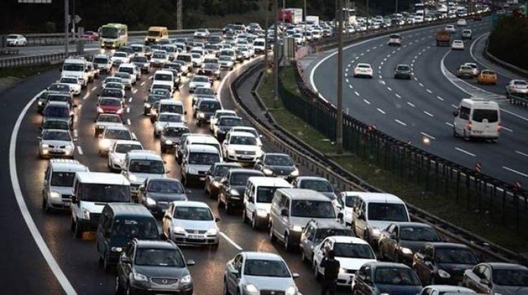 Onayladılar! Dizel araçlar trafiğe çıkamayacak