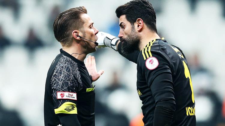 Volkan Demirel derbide çıldırdı! O anlar...
