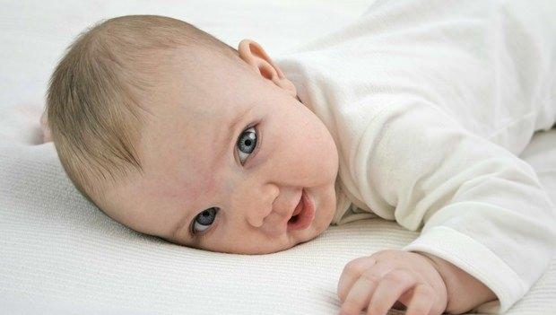 Bebek idmanları nasıl yaptırılır? Bebekler için kas güçlendirici idmanlar