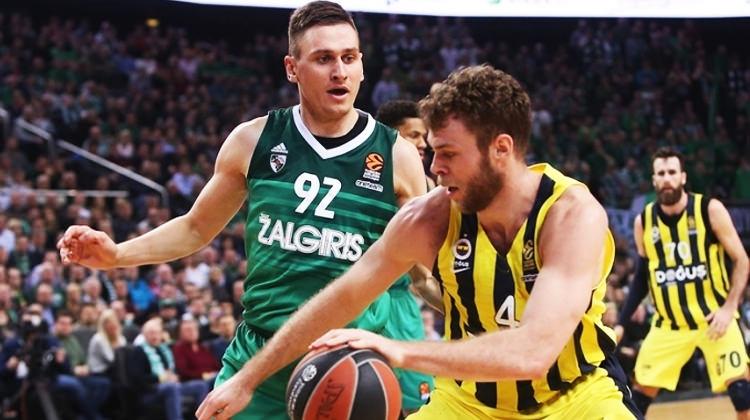 F.Bahçe farkı! 5 hafta kala garantiledi