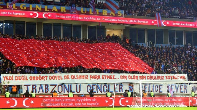 Dev maçta Zeytin Dalı Harekatı'na destek