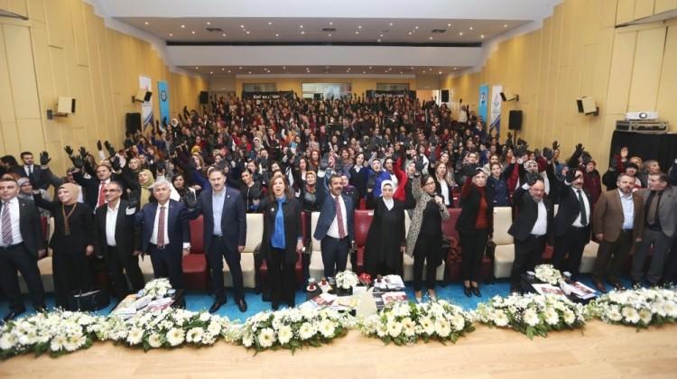 SAĞLIK-SEN'den istismara karşı siyah eldiven!