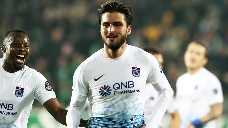Milli yıldız imza için İspanya'da!