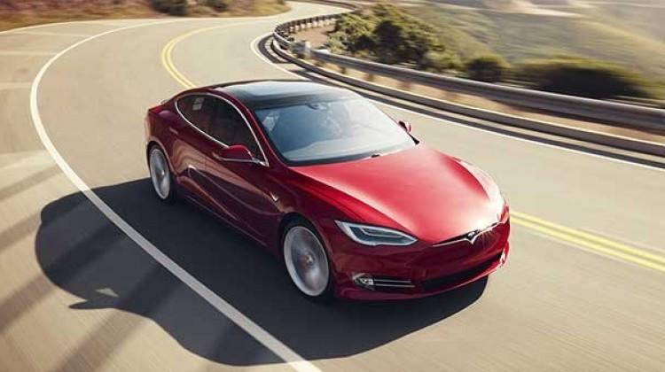 Tesla kontak kapattı!