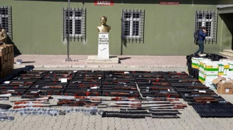 Van'da 37 kaçak göçmen yakalandı