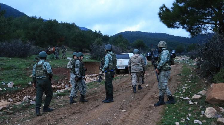 SaldÄ±rÄ± hazÄ±rlÄ±ÄÄ±ndaki terÃ¶ristler Ã¶ldÃ¼rÃ¼ldÃ¼