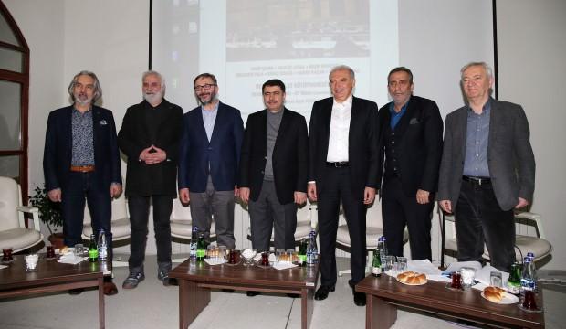 Başkan Uysal üniversite öğrencileriyle buluştu