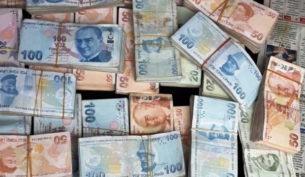 290 bin TL çalan hırsızlar kıskıvrak yakalandı