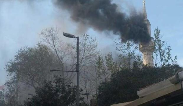 Şişli'de Teşvikiye Camii'nde korkutan yangın