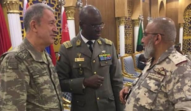 Orgeneral Akar Suudi mevkidaşıyla görüştü