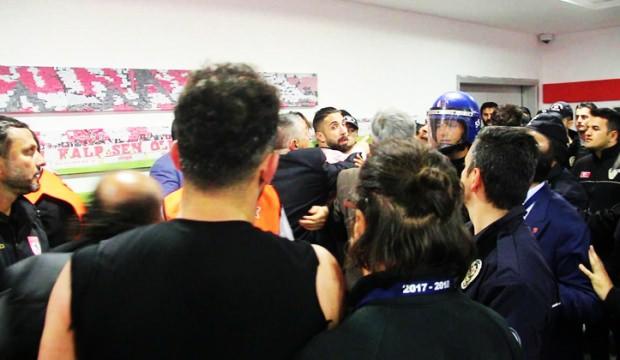 Samsun'da olaylar! Hakem odasına baskın