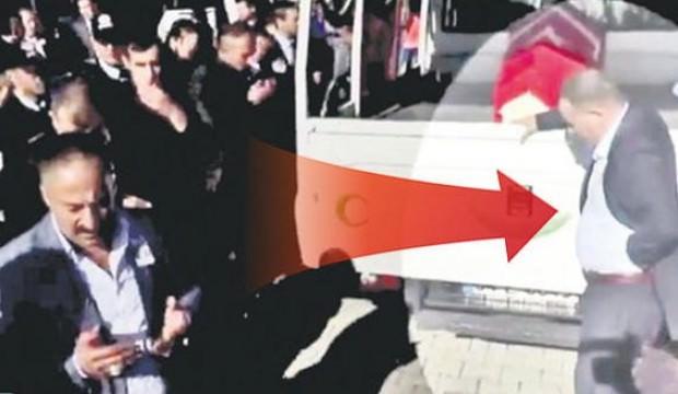 Şehit Safitürk'ün zanlısı duruşmada kendini yaktı
