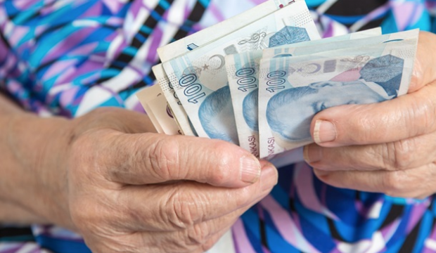 65 yaş aylığı ne kadar oldu? Yaşlılık maaşı nasıl alınır, başvuru şartları...