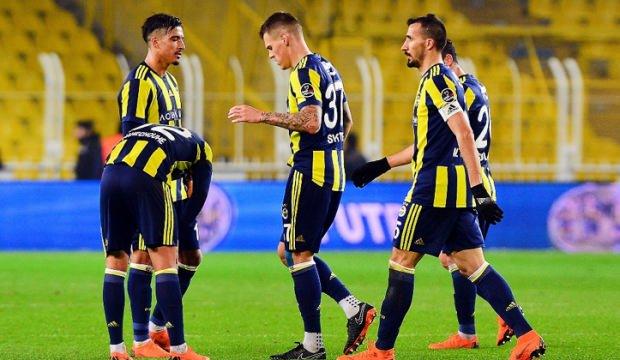 F.Bahçeli futbolcular şampiyonluğa 'adak' adadı