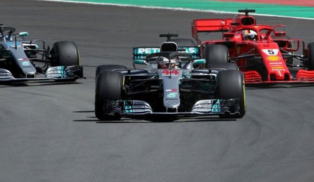 Hamilton İspanya'da da zirvede