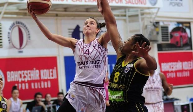 F.Bahçe'yi yenen Yakın Doğu finali eşitledi