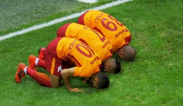 Oruç tutacaklar mı? Demba Ba, Belhanda, Feghouli..