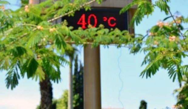 Termometreler bile eridi! 40 dereceyi gördü...