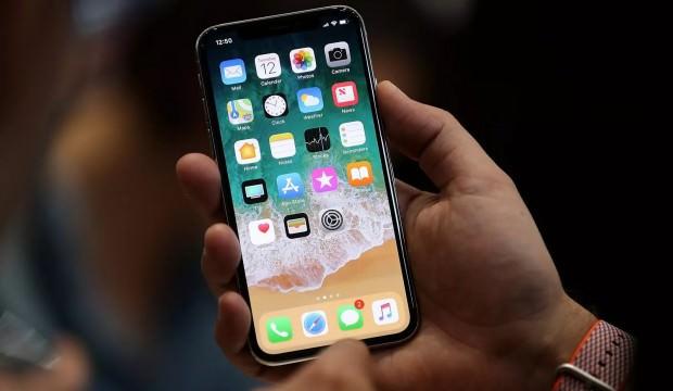 Akıllı cep telefonlarına milyar liralar verdik