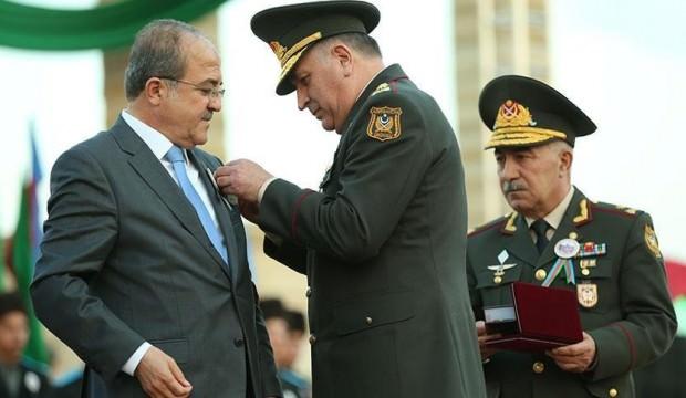 Azerbaycan'dan gururlandıran madalya