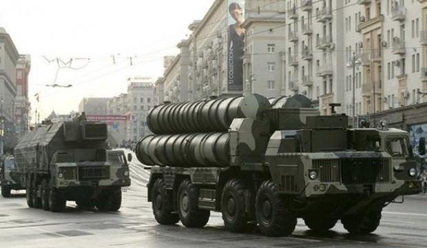 Le Monde: Suudi Kralı, Katara S-400 satışını engellemek için askeri güç kullanabilir Le Monde: Suudi Kralı, Katara S-400 satışını engellemek için askeri güç kullanabilir