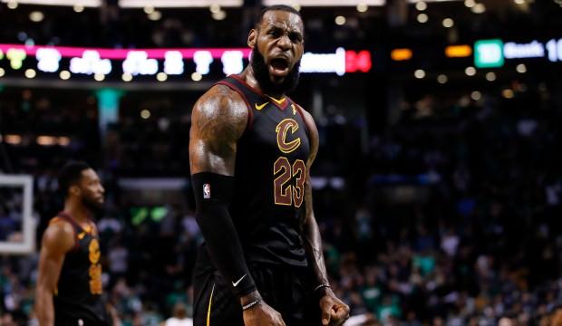LeBron James coştu, Cleveland finale çıktı!