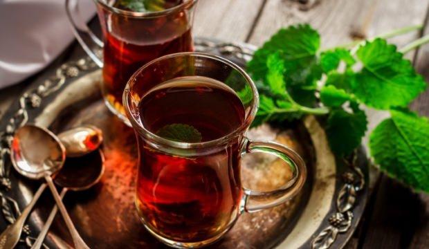 Sahurda çay içmek susatır mı? Sahurda tüketilmemesi gereken besinler
