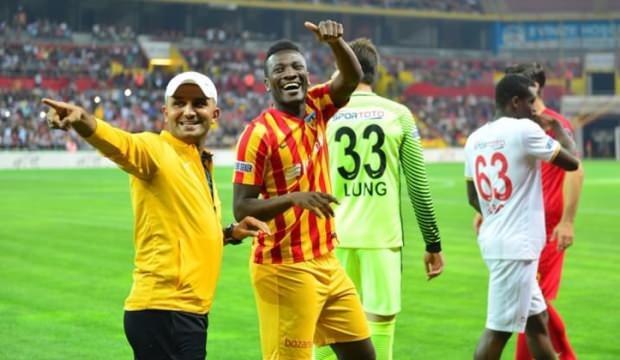 'Asamoah Gyan ve Varela ile görüşüyoruz'