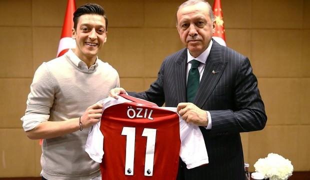 Cumhurbaşkanından Mesut Özil'e tehdit