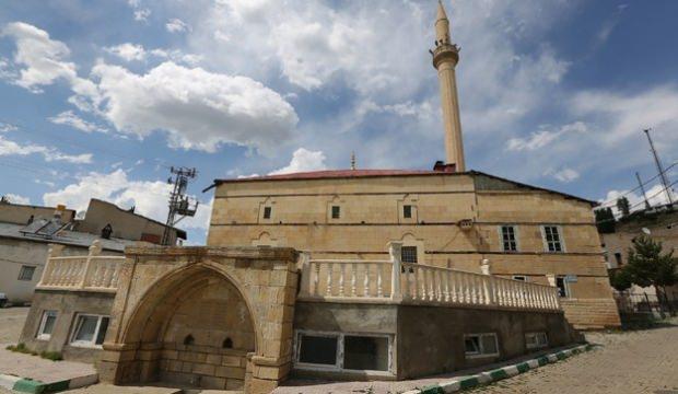 2018 Bayburt Ramazan Bayramı namazı sabah saat kaçta kılınacak?