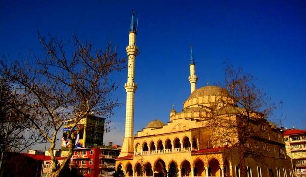 2018 Denizli Ramazan Bayramı namazı sabah saat kaçta kılınacak?