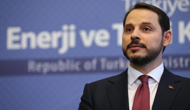 Albayrak: Türkiye'nin ideallerine beton döküyorlar