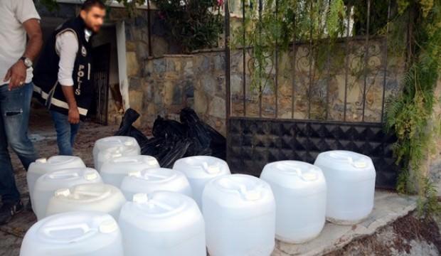 Kaçak içki operasyonu! 1 ton alkol...