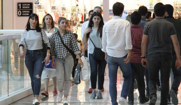 Sayıları giderek artıyor! Kenti ele geçirdiler