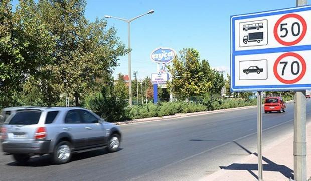 Devrim gibi trafik kararı! 80 km'ye düşürdüler