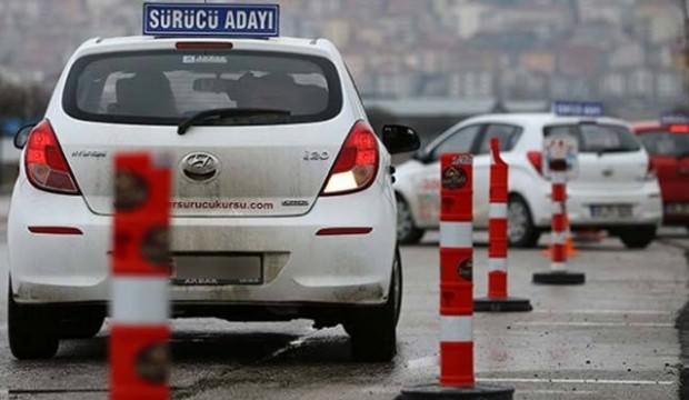 Ehliyet kurslarında yeni dönem!