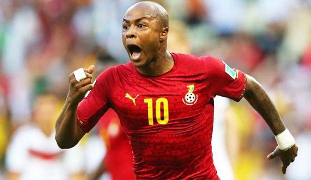 Flaş! Ünlü golcü Beşiktaş için geliyor...