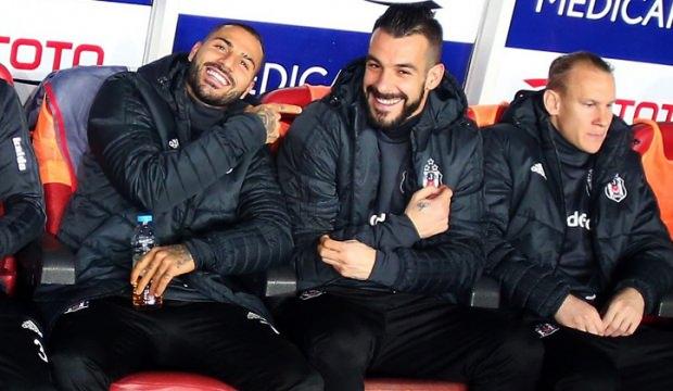 Resmen açıklandı! Vida, Ouaresma ve Negredo...