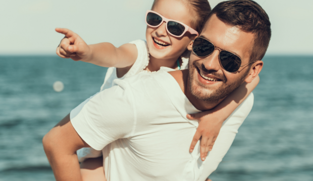 Çocuklar için en trend güneş gözlüğü modelleri