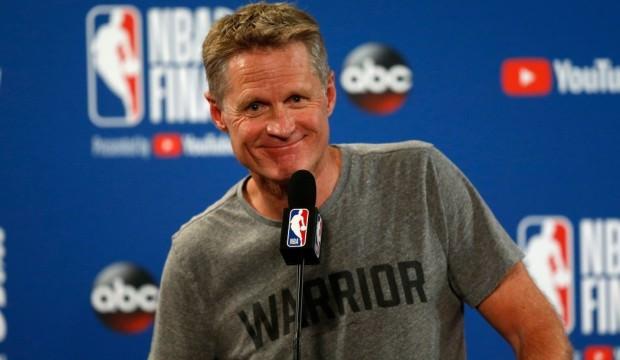 Golden State, Kerr'in sözleşmesini uzattı